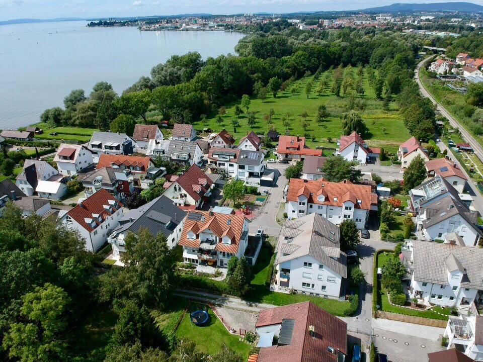Ferien-apartment Silberweide Mit Privatstrand Friedrichshafen